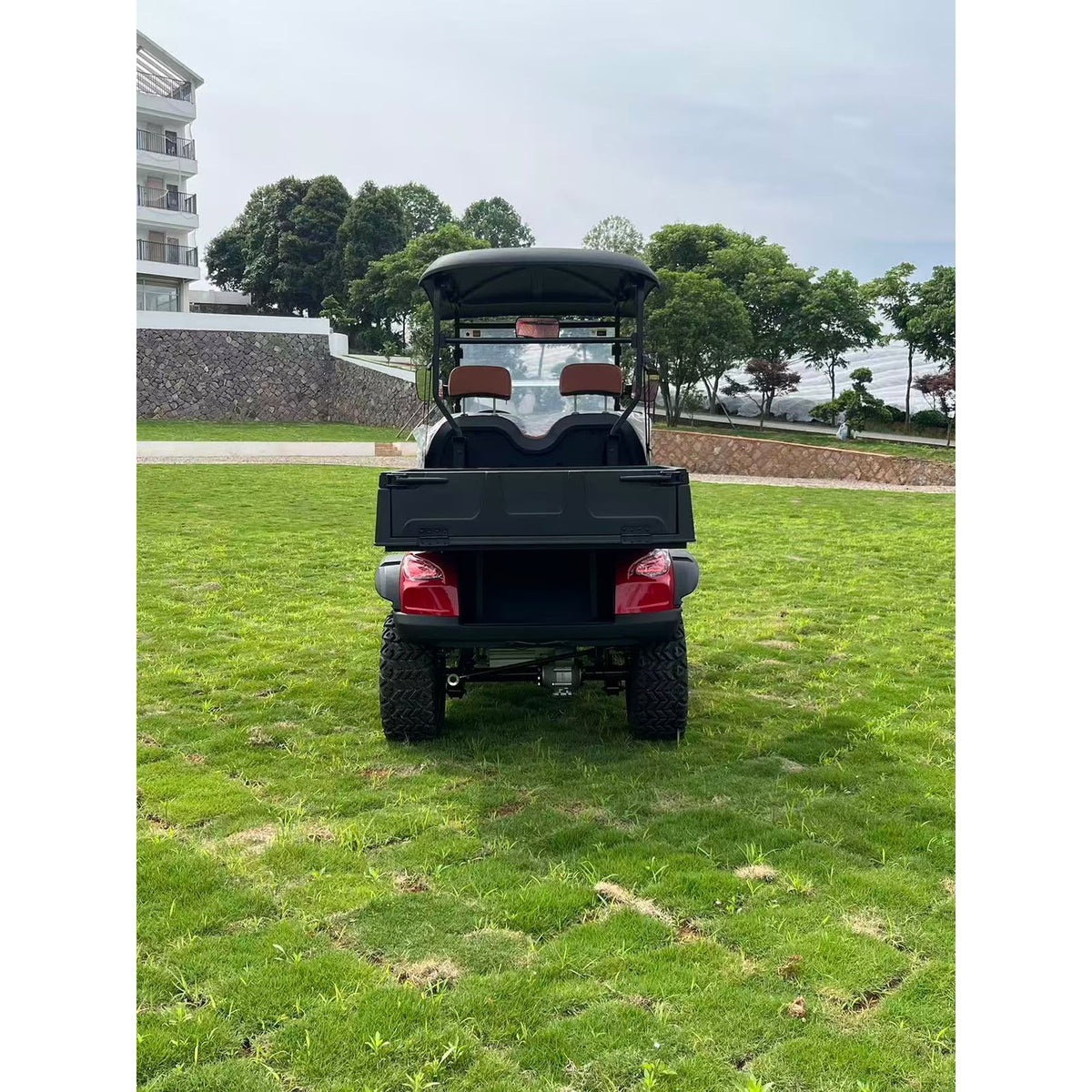 Suncart® MXV HAULER 2S – 2-Seater Electric Utility Cart with Truck Bed | Off-Road Tire